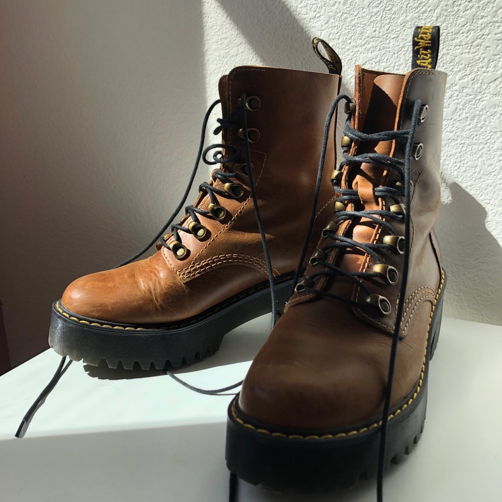 Dr. Martens Leona Orleans Platform Boot